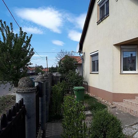 Dyta1 Apartman Lägenhet Hajdúszoboszló Exteriör bild